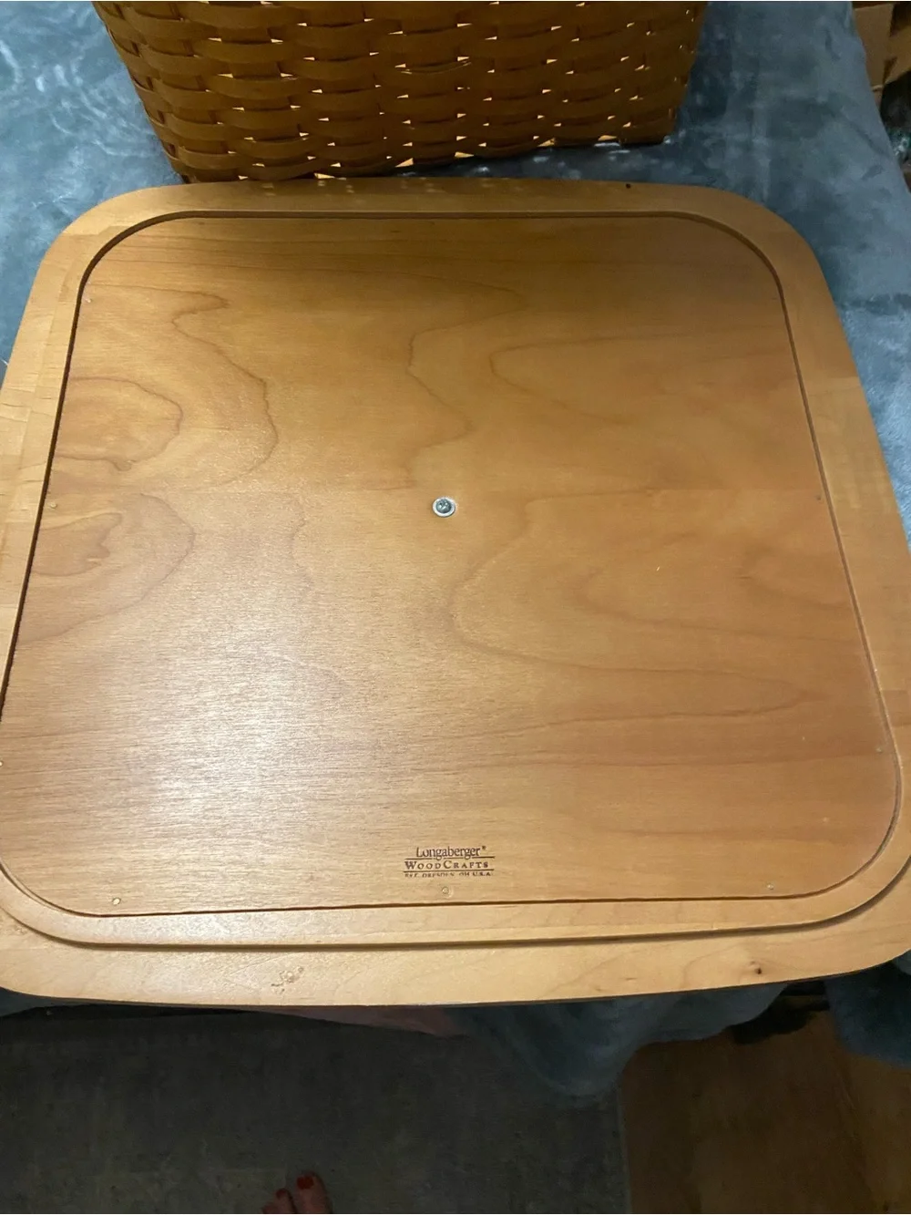 Longaberger Woven Hamper Basket with lid 2005.